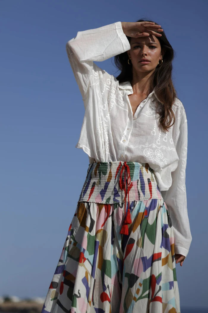 Blusa bordada blanca Luna Llena
