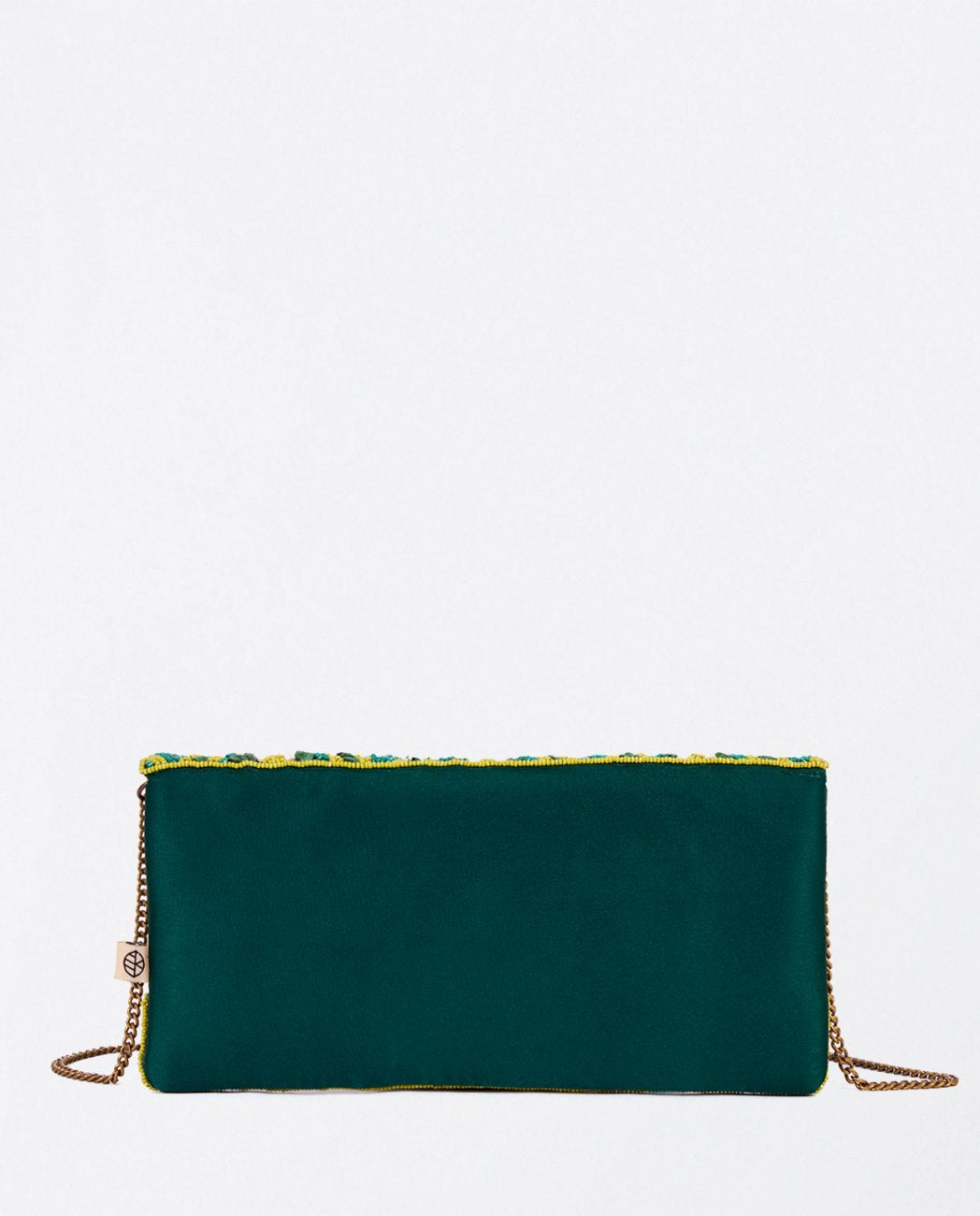Clutch con solapa, rombos bordado beads y raffia verde Surkana