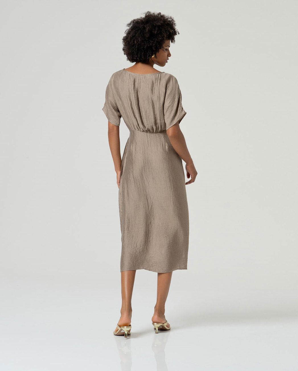 Vestido midi con falda pareo Beige Surkana