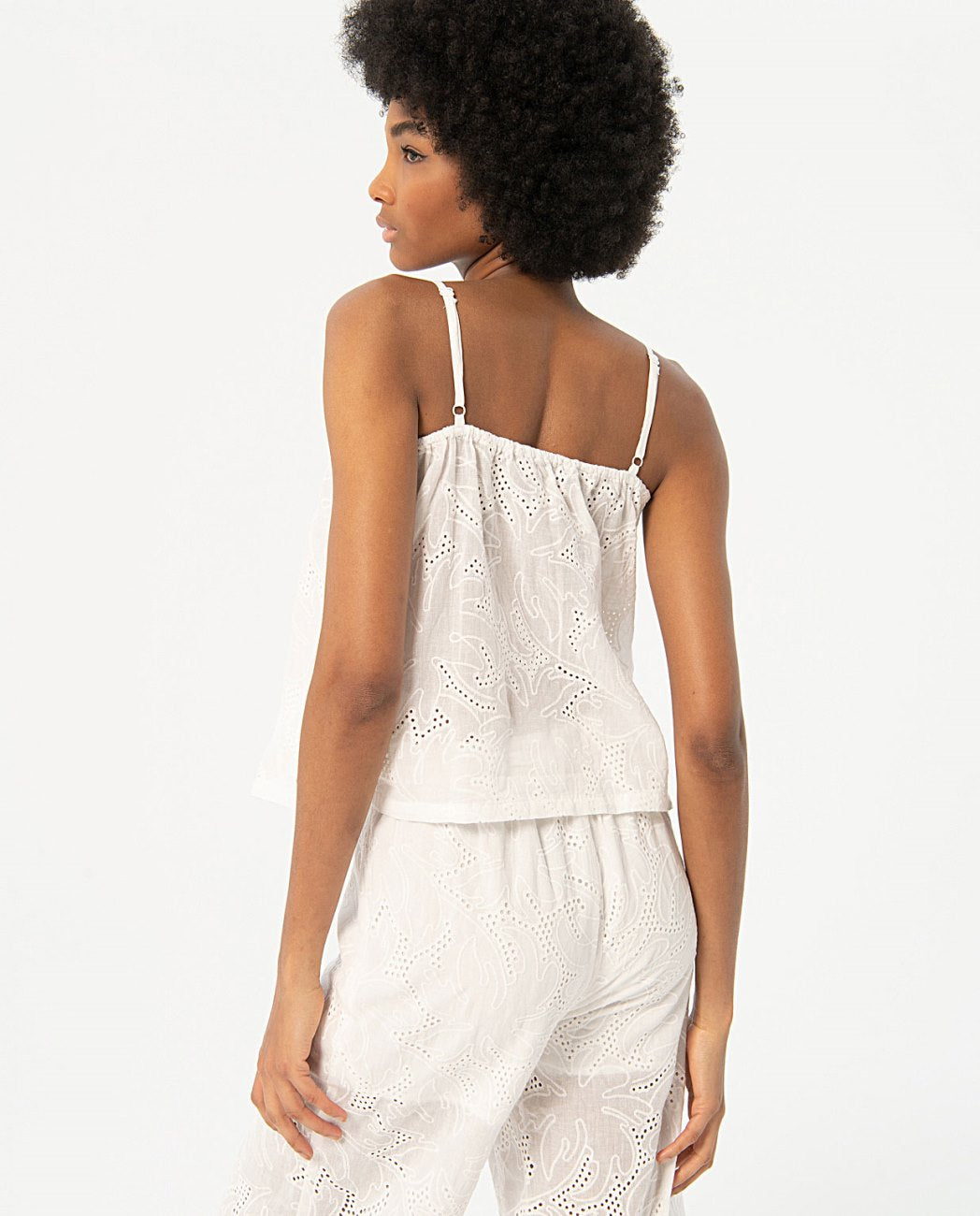 Top calado blanco Surkana