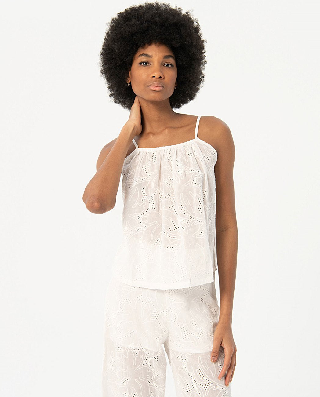 Top calado blanco Surkana