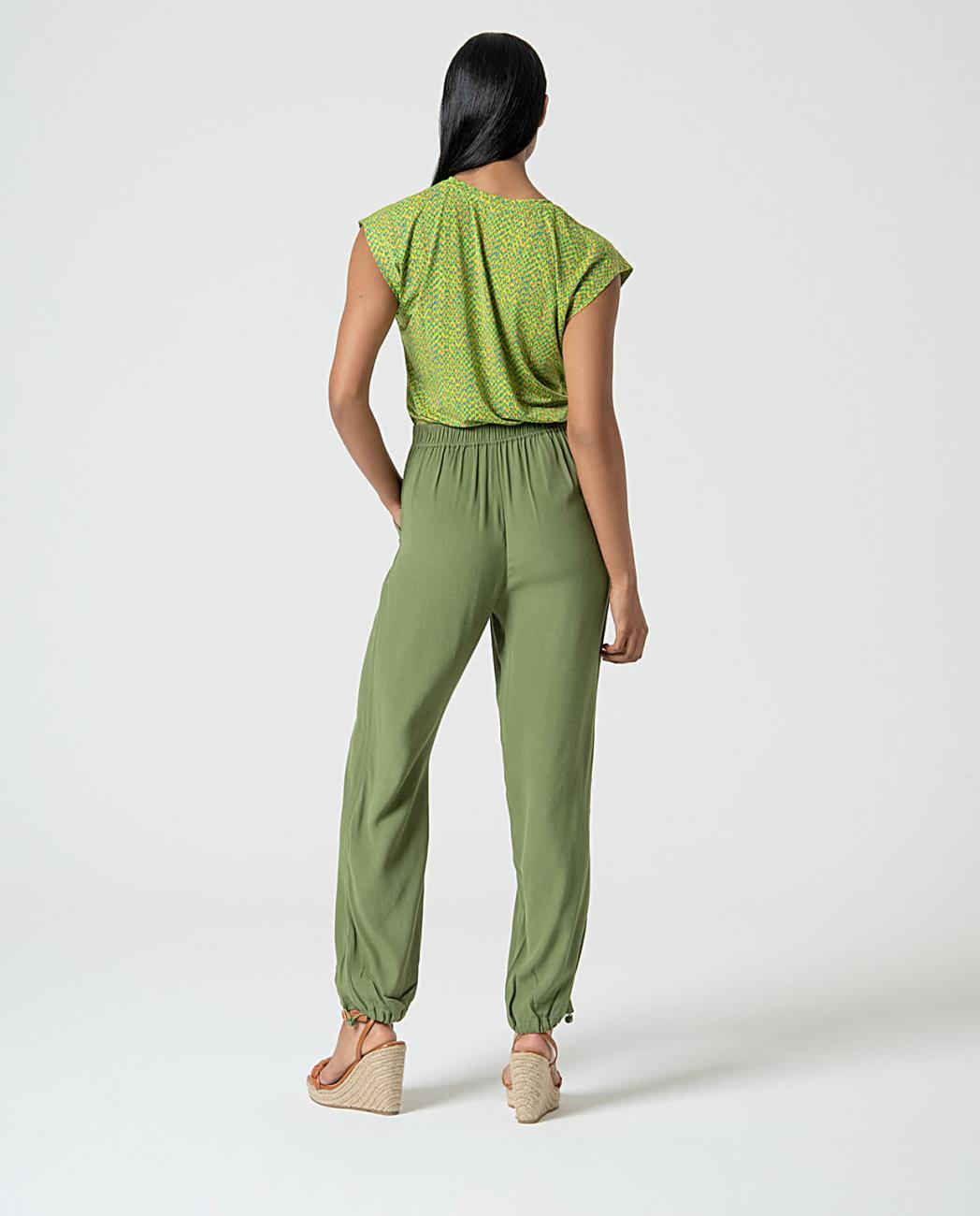 Pantalón jogger con bajo con cordón ajustable Verde Surkana