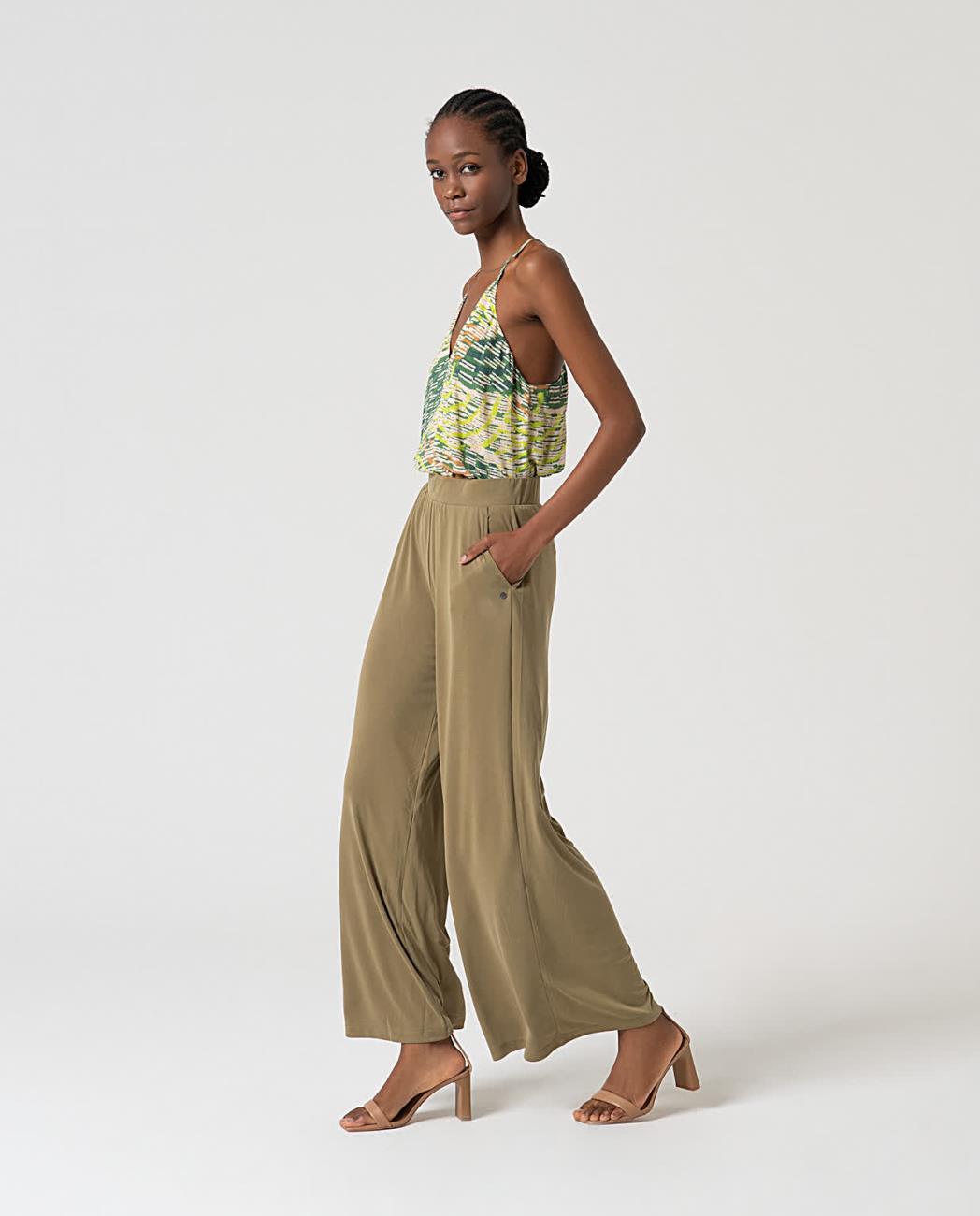 Pantalón largo recto Kaki Surkana