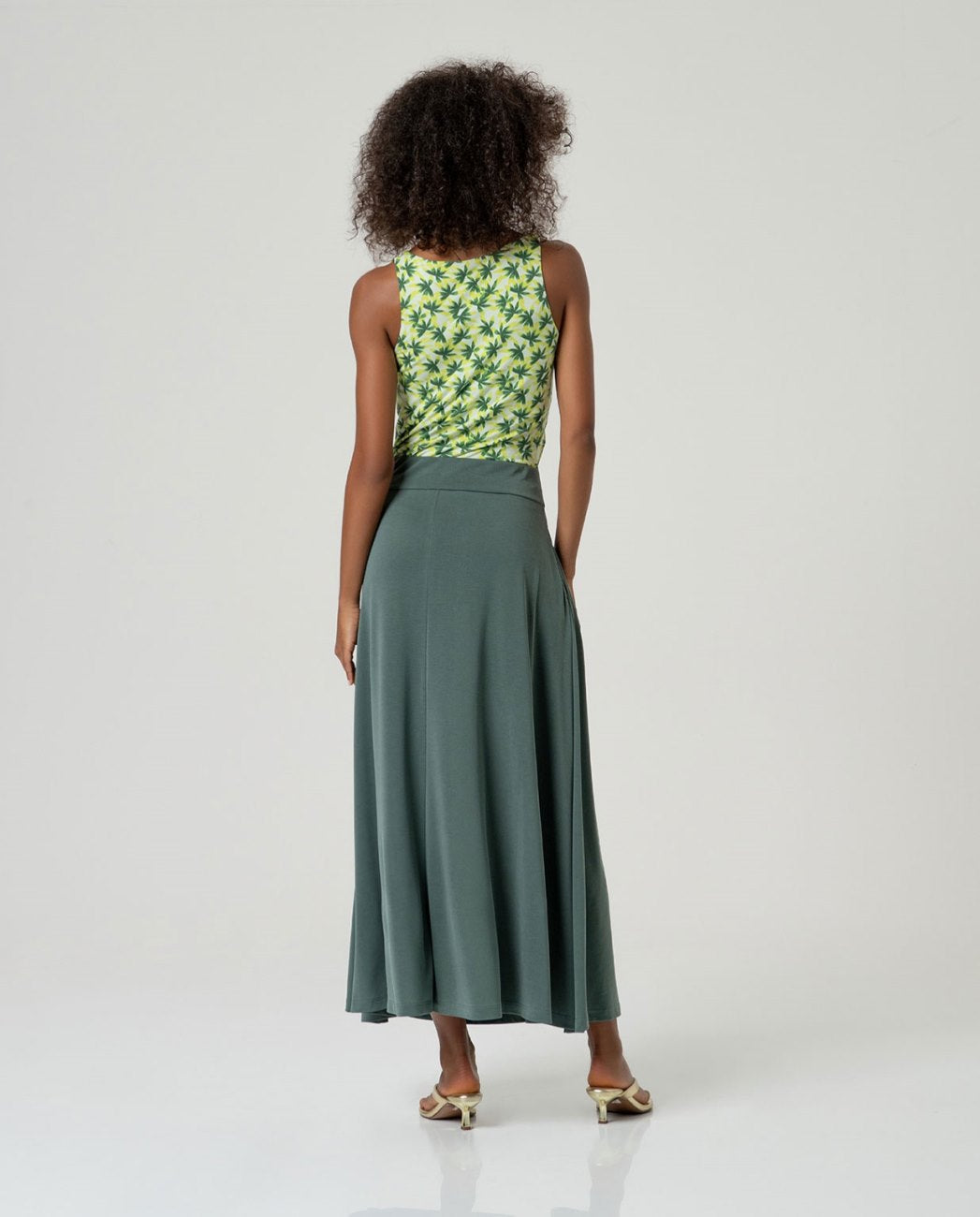 Maxi falda verde Surkana