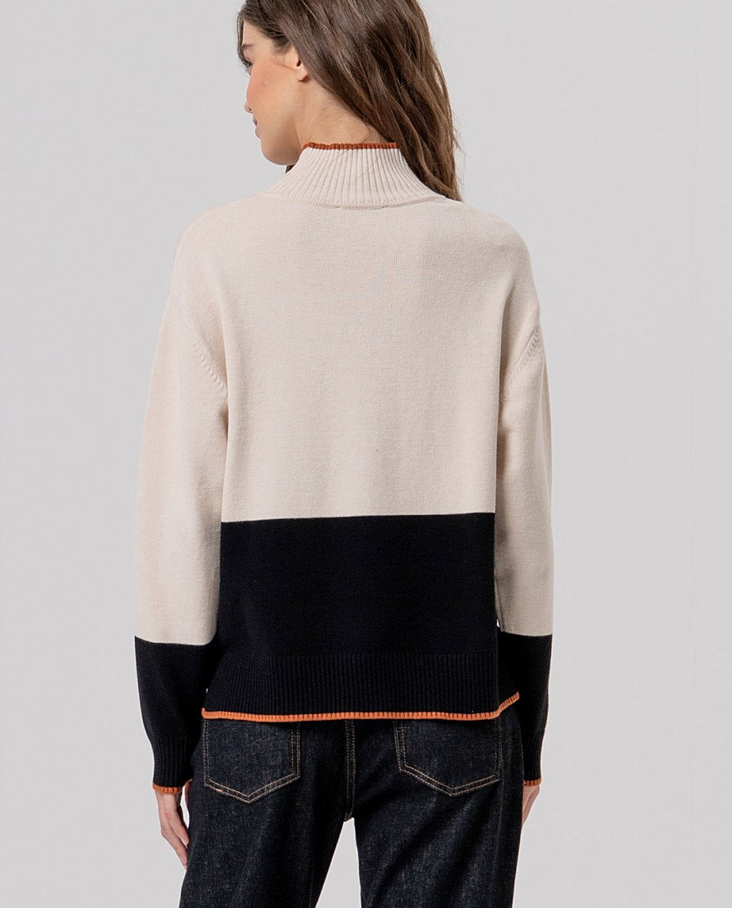 Jersey cuello perkins con contrastes Crudo Surkana