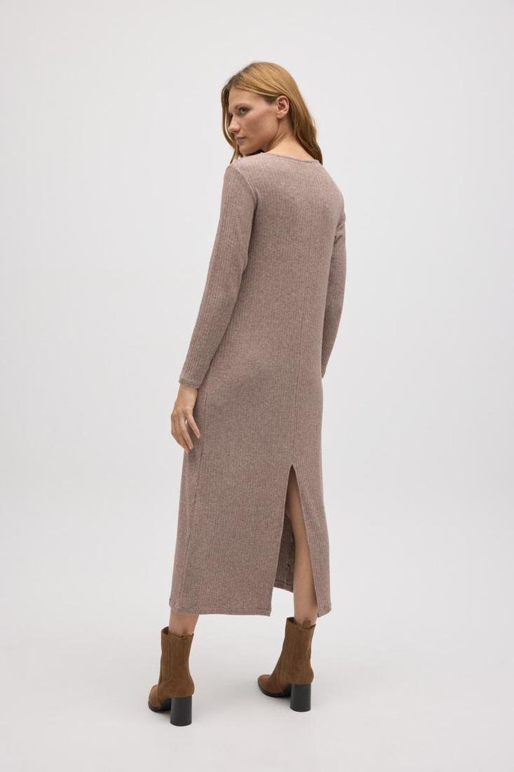 Vestido taupé