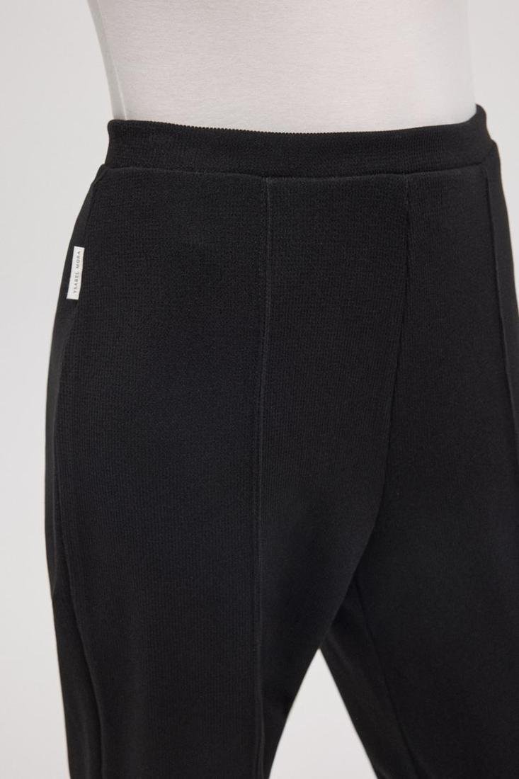 Pantalón negro
