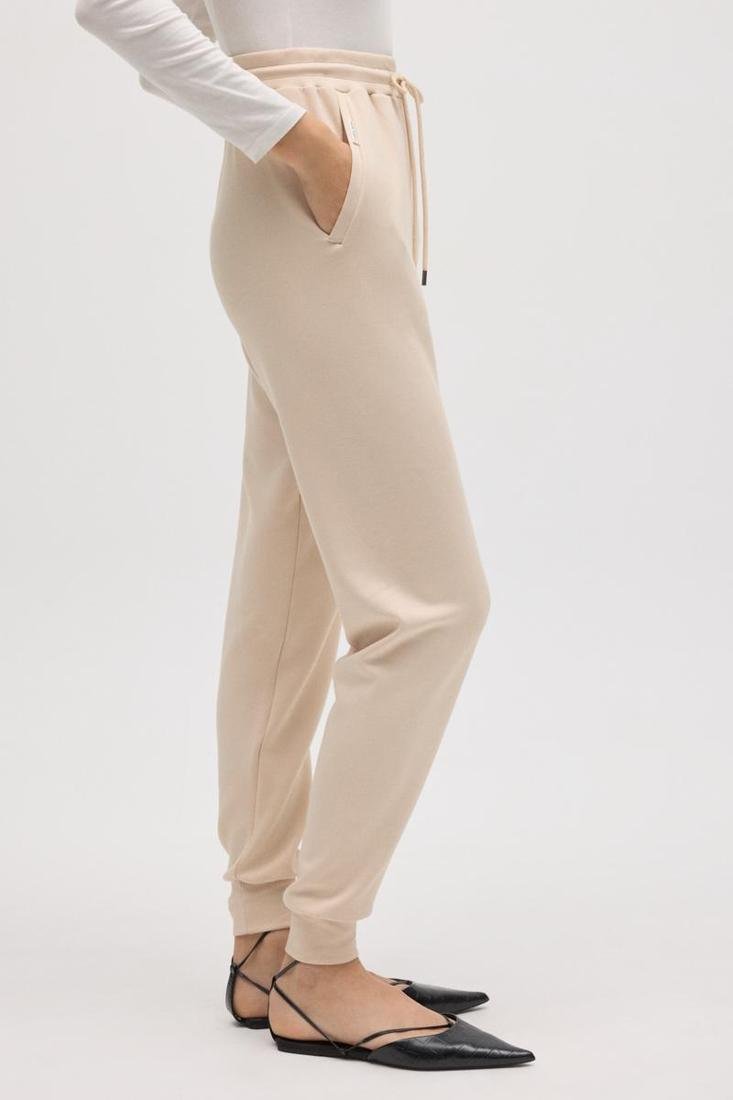 Pantalón beis