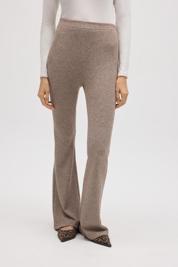 Pantalón taupé