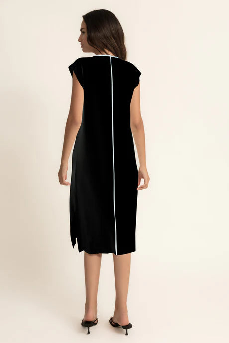 Vestido midi punto negro