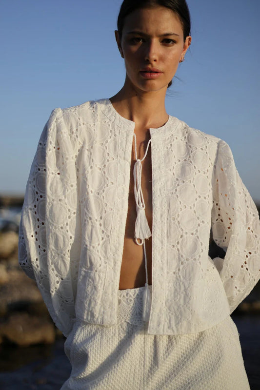 Chaqueta bordada blanca Luna Llena