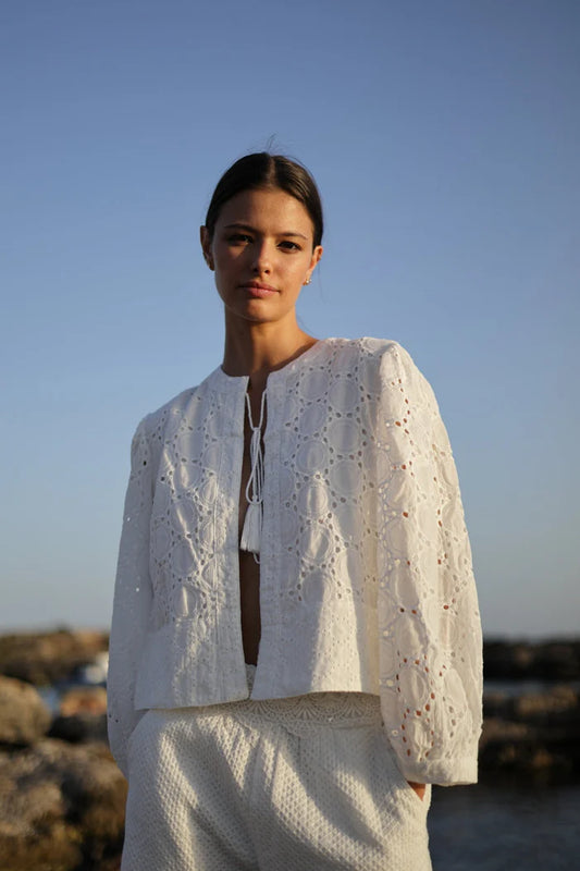 Chaqueta bordada blanca Luna Llena