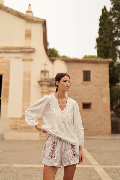 Blusa algodón bordada blanco Luna Llena