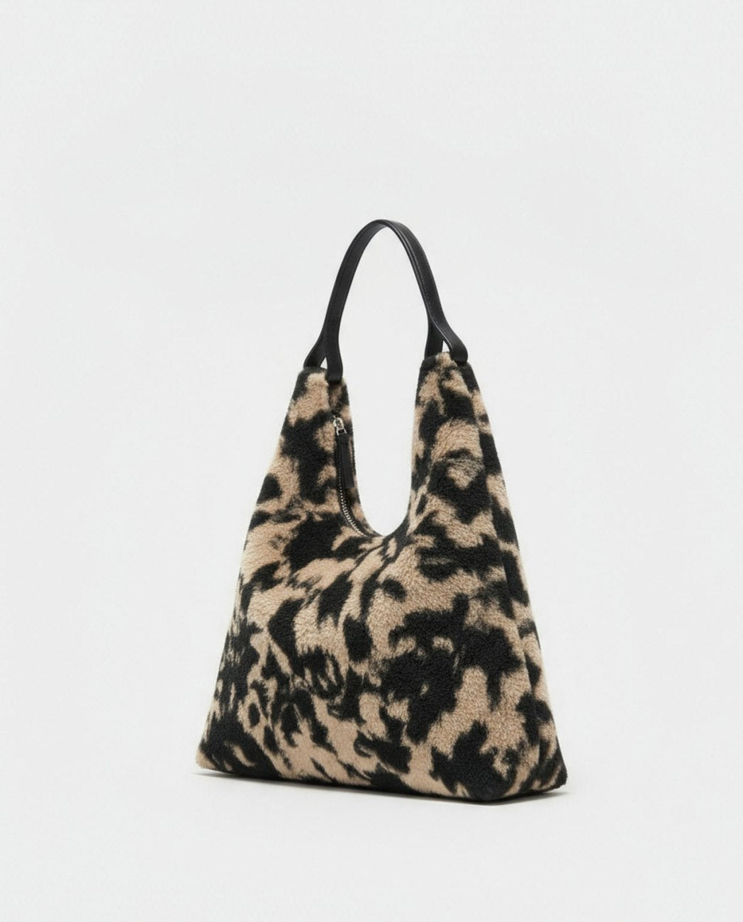 Bolso de hombro con tejido de pelo estampado Negro Surkana