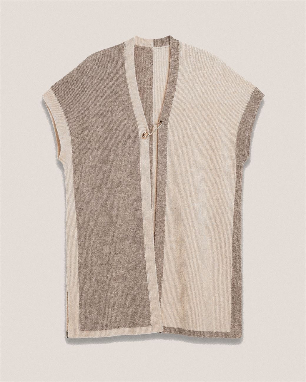 Poncho de punto con bloques de color Beige Surkana