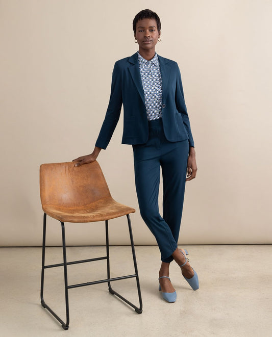 Pantalón recto tipo pitillo Azul petróleo Surkana