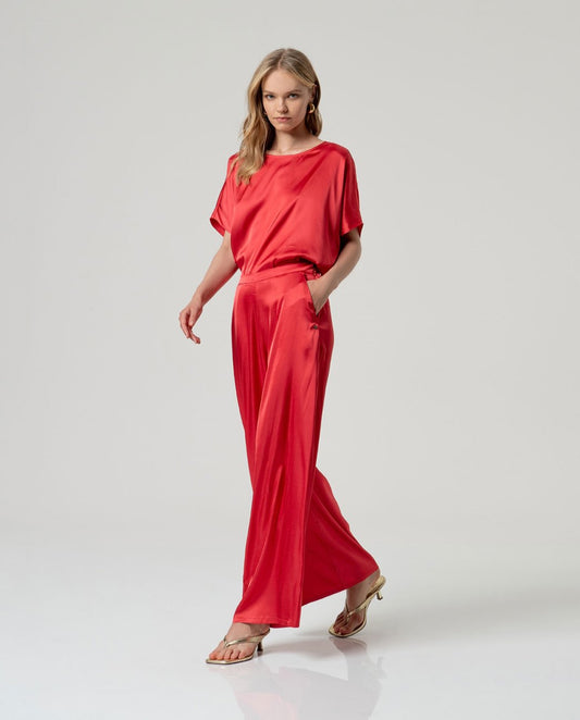 Pantalón ancho raso rojo Surkana