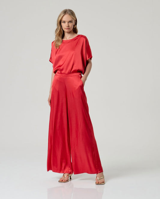 Pantalón ancho raso rojo Surkana