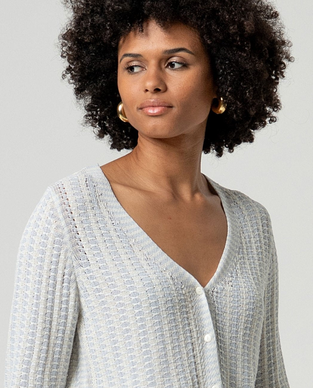 Cardigan escote pico abotonado Crudo