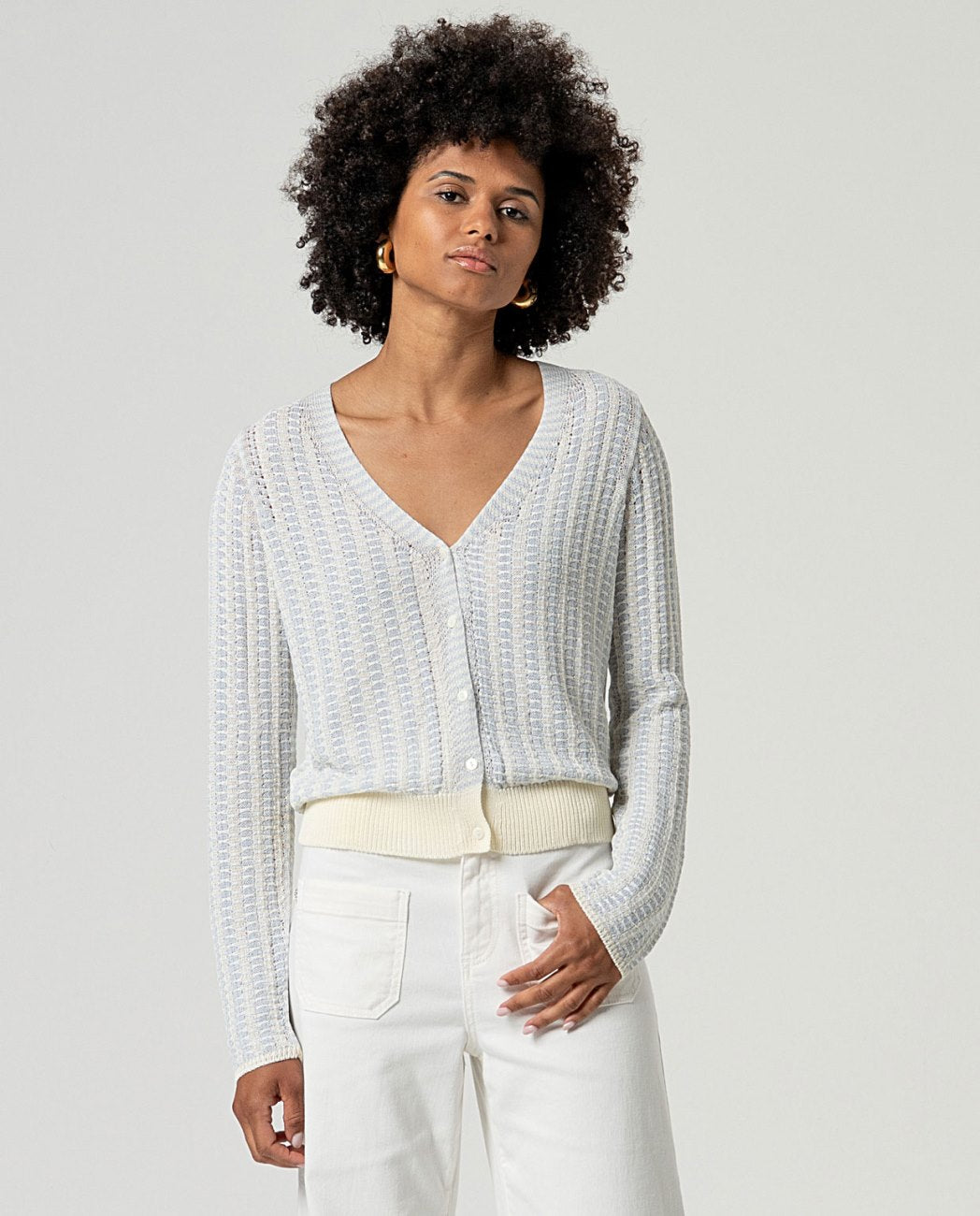 Cardigan escote pico abotonado Crudo