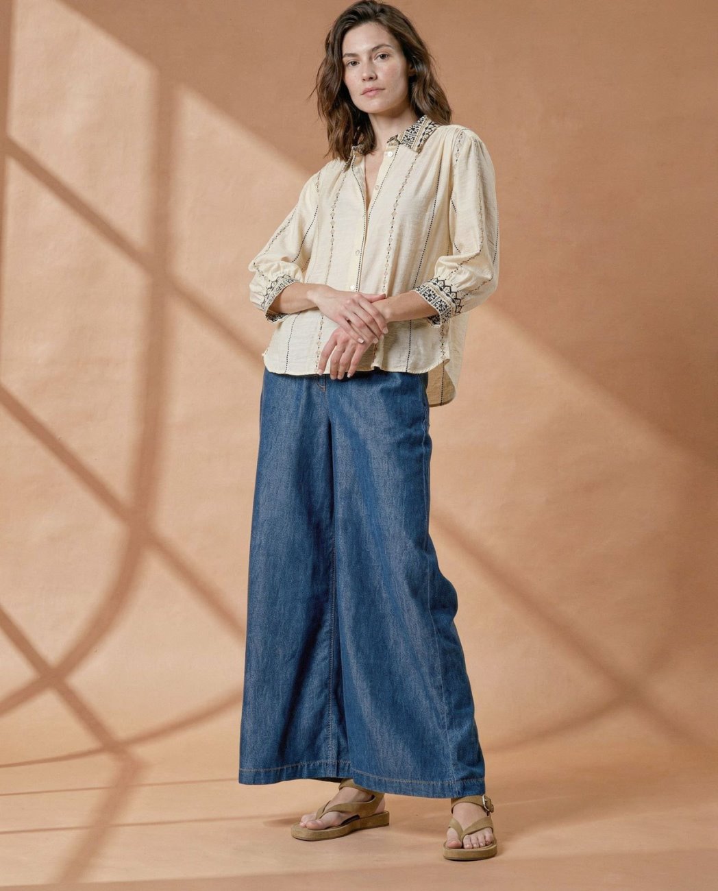 Camisa manga ancha 3/4 crudo Surkana