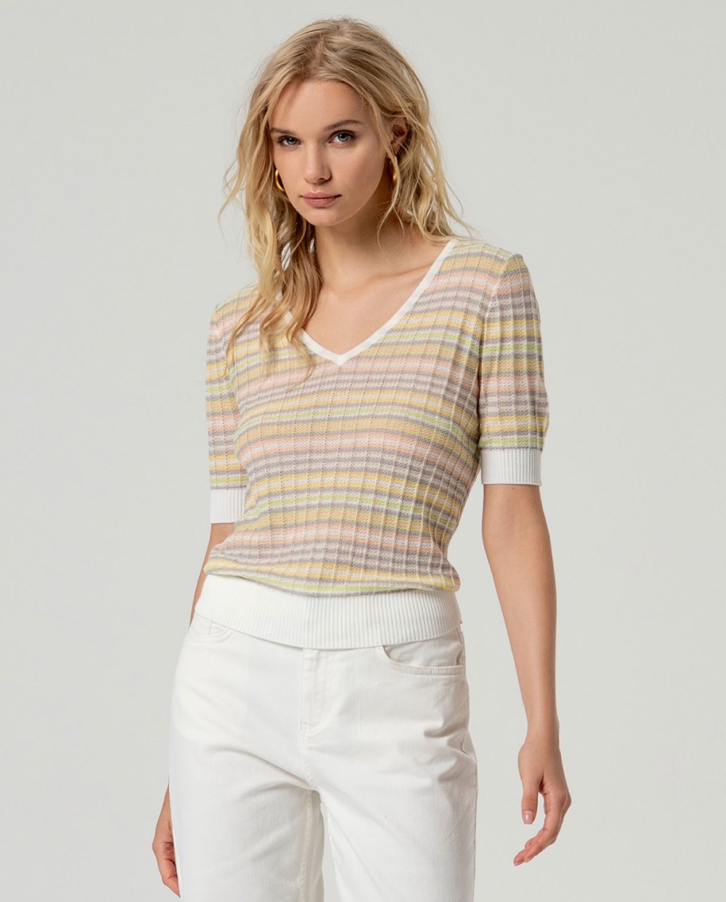 Jersey escote pico listado Crudo Surkana