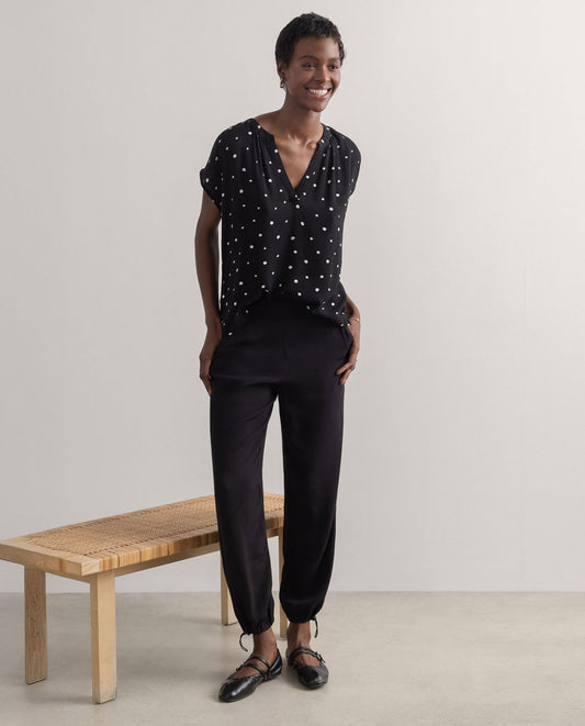 Pantalón jogger con bajo con cordón ajustable Negro Surkana