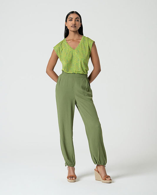 Pantalón jogger con bajo con cordón ajustable Verde Surkana