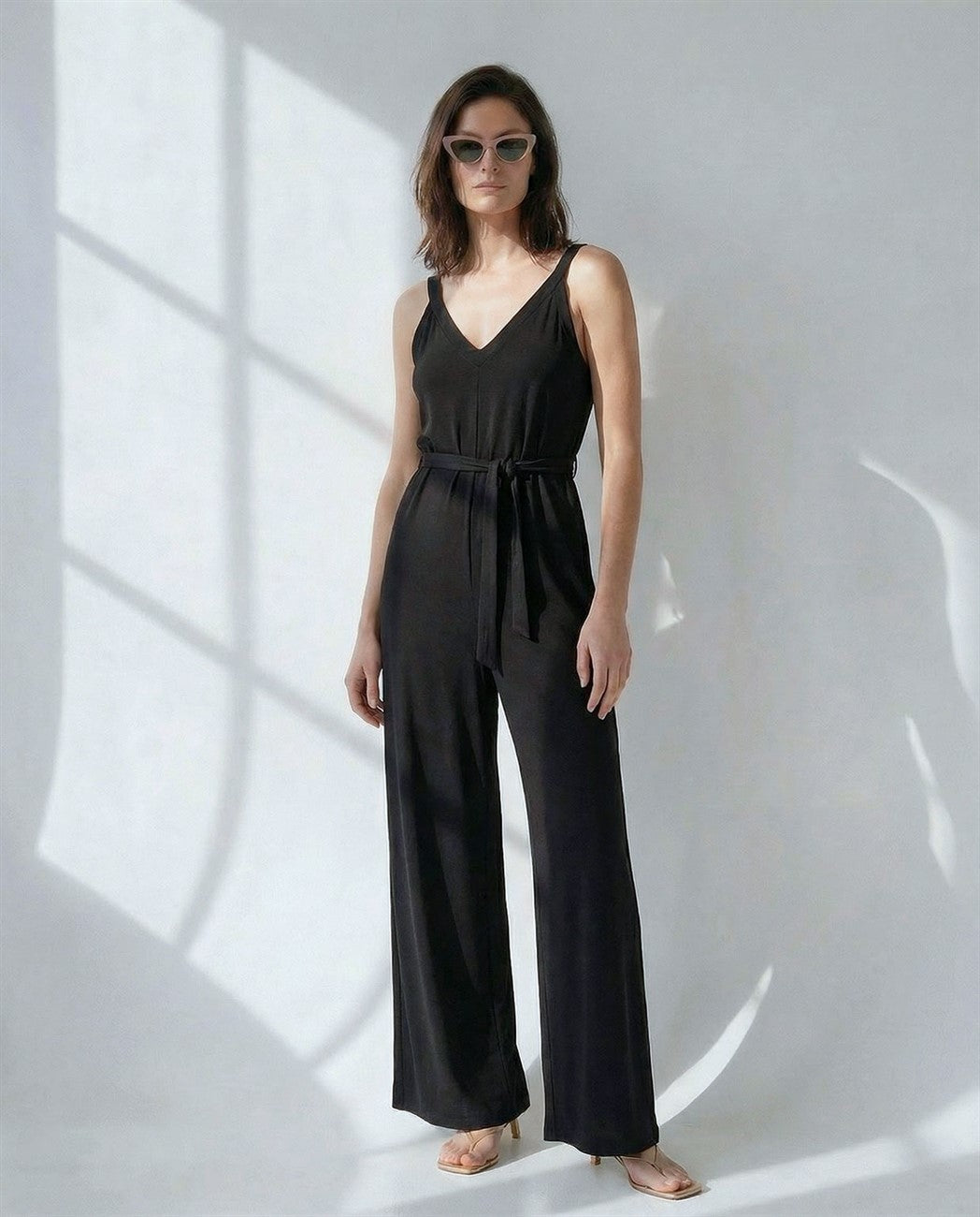 Mono de tirantes Negro Surkana