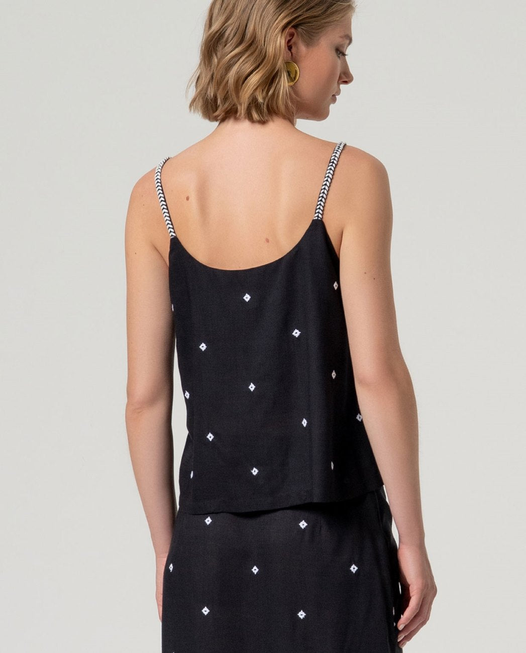 Top tirantes negro Surkana