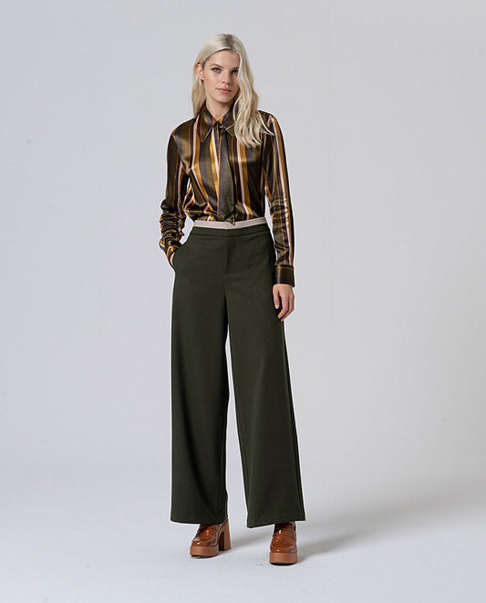 Pantalón amplio contraste kaki Surkana