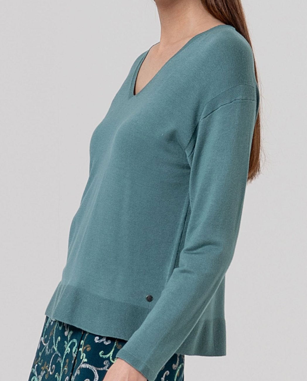 Jersey escote pico Verde Empolvado Surkana
