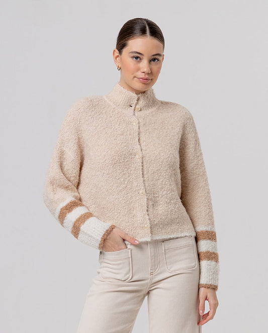 Chaqueta escote chimenea con motivo Beige Surkana