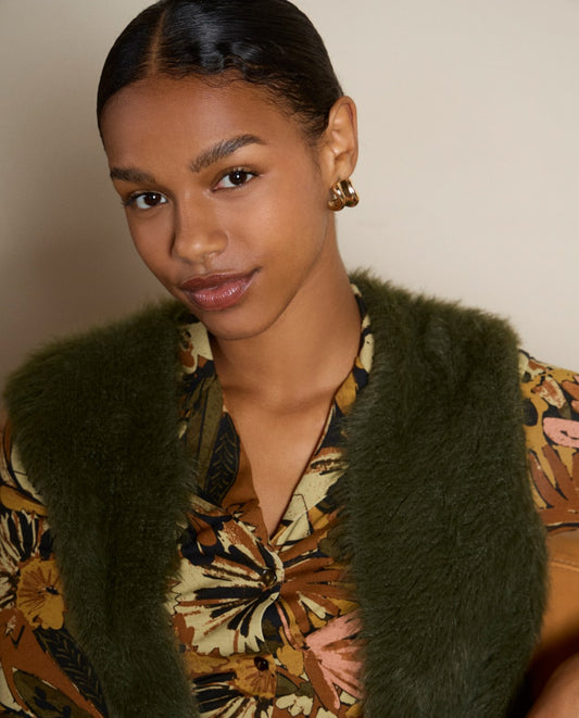 Chaleco tricot efecto pelo verde Surkana