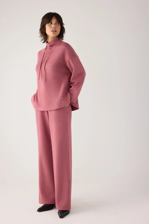 Pantalones rectos afelpados tiro alto y cintura ajustable rosa