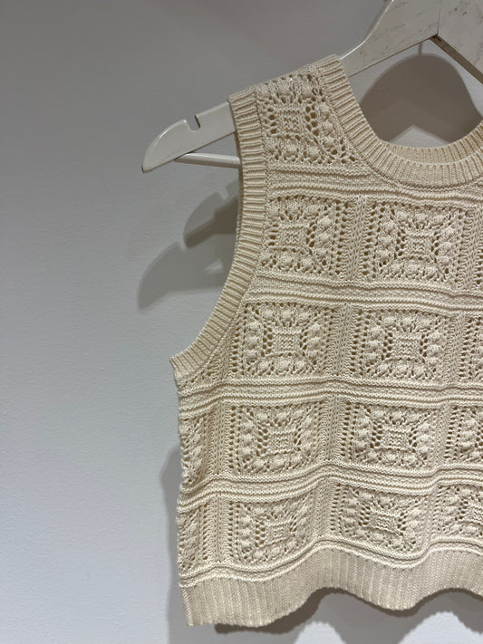 Chaleco punto crochet blanco roto Luna Llena