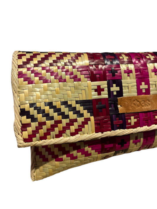 Clutch fibra natural rafia fucsia rojo