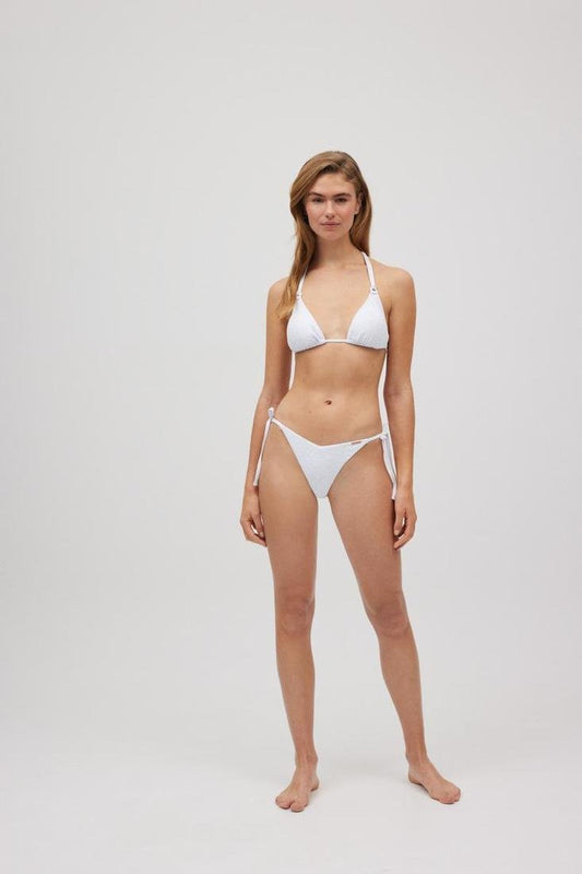 Bikini triángulo textura floral blanco braguita brasileña
