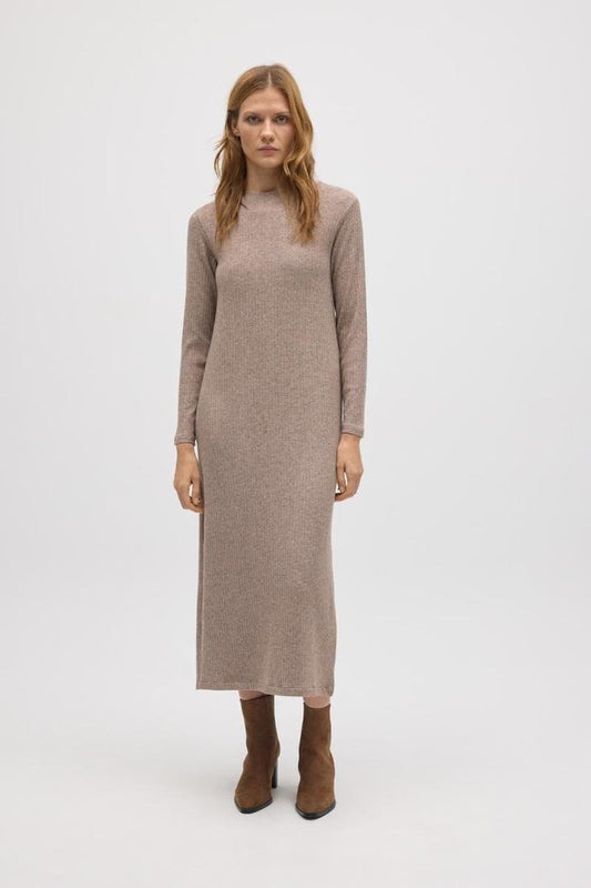 Vestido taupé