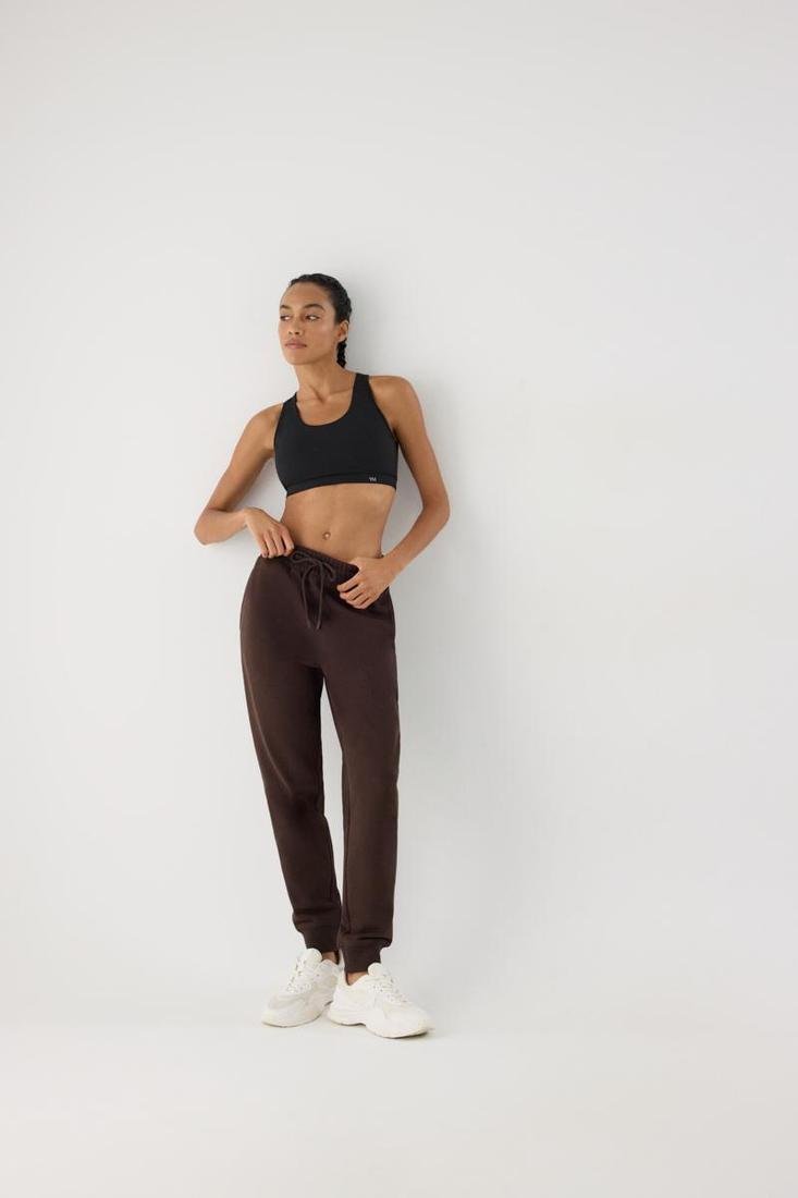 Pantalón jogger chocolate