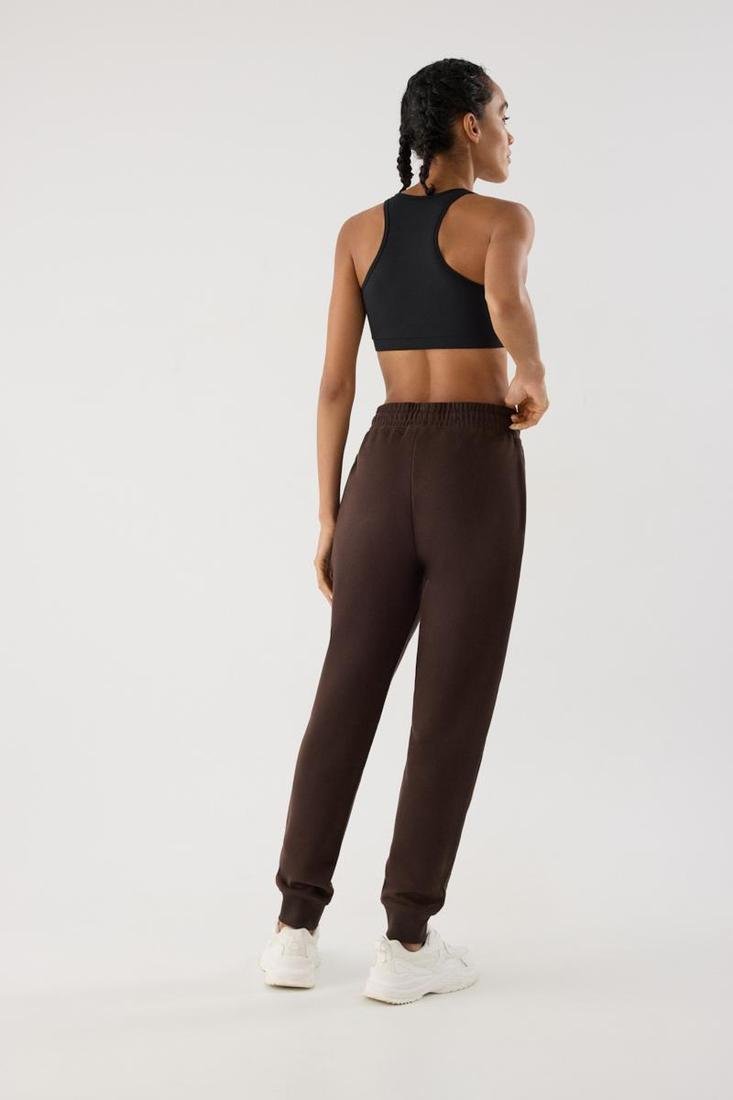 Pantalón jogger chocolate