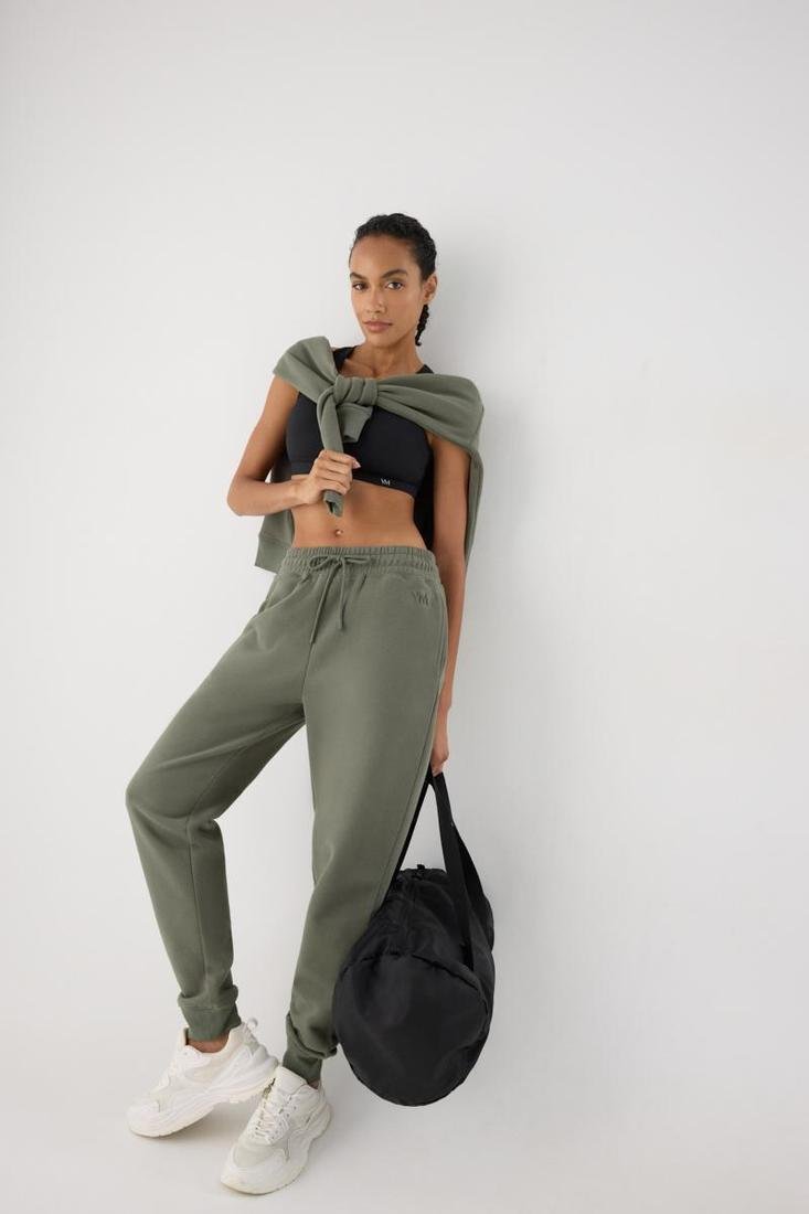 Pantalón jogger kaki