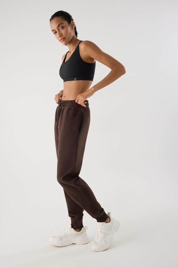 Pantalón jogger chocolate